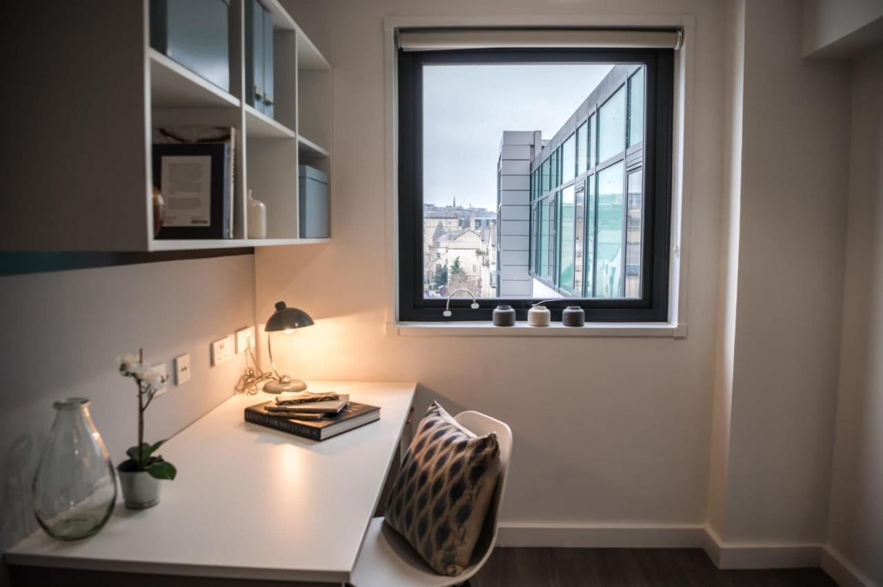 Bright Studios And Ensuite Bedrooms At Mcdonald Road In Edinburgh Exterior photo